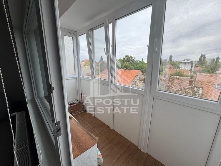 Apartament cu 2 camere semidecomandat, mobilat în Telegrafului