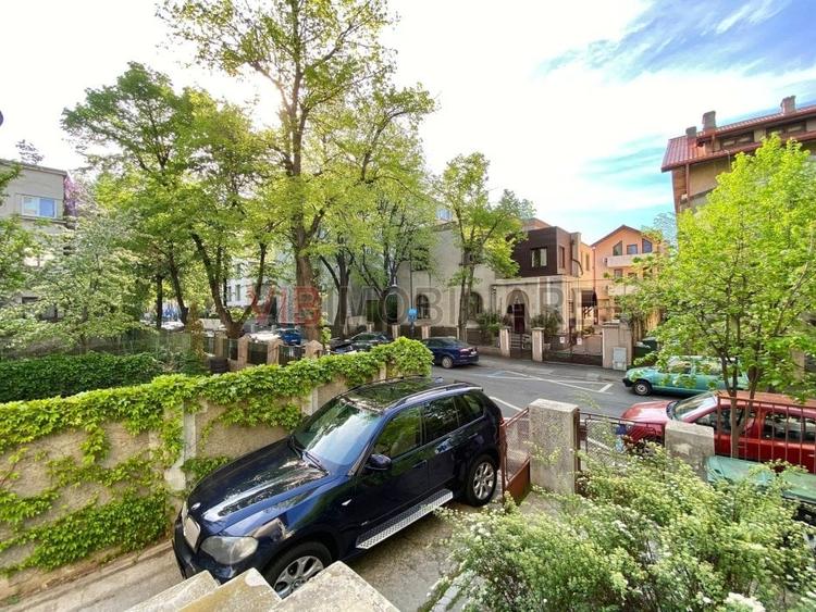Apartament cu 2 camere circular în Dorobanți