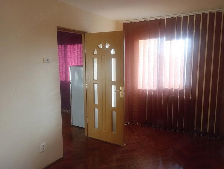 Inchiriez apartament 2 camere zona Piata Nord - 8