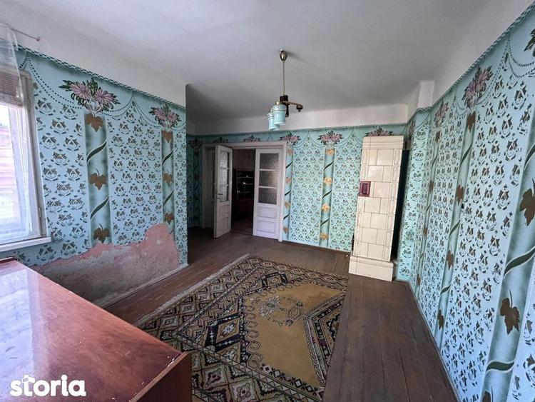 Casă cu 4 camere cu Teren 160 Mp în Școlilor