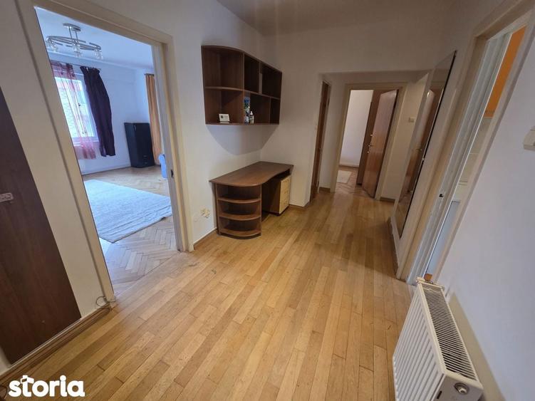 Apartament cu 3 camere în Mărăști