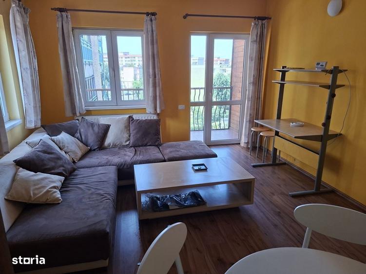 Apartament cu 2 camere în Centrul Civic
