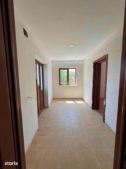 Vila 6 camere, teren 1130, 93000 euro - 3