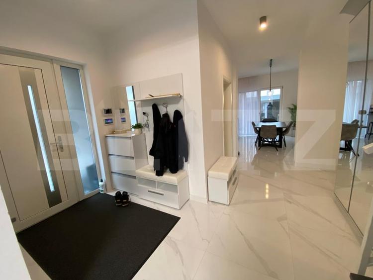 Duplex cu 4 camere cu Canalizare în Chișoda