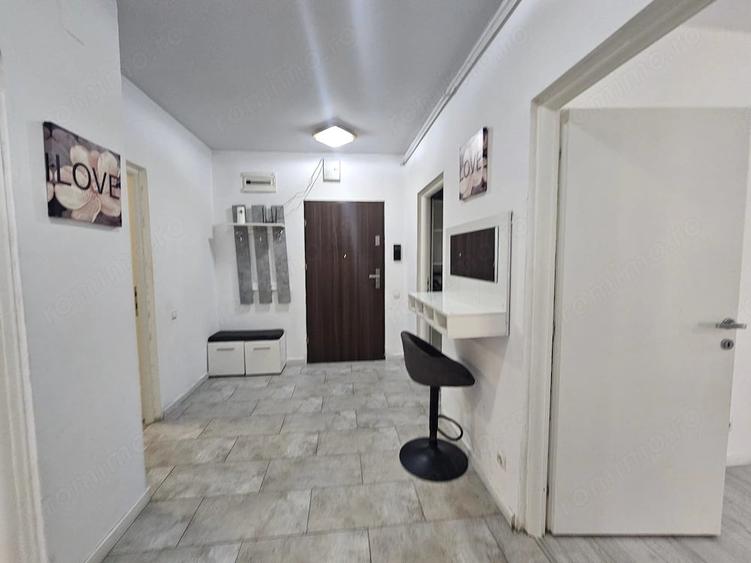 Apartament cu 2 camere decomandat în Pietroasa