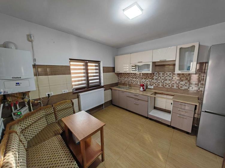 Casă cu 4 camere în Coiciu
