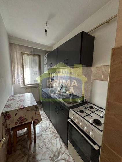 Apartament cu 2 camere nedecomandat, mobilat în Central