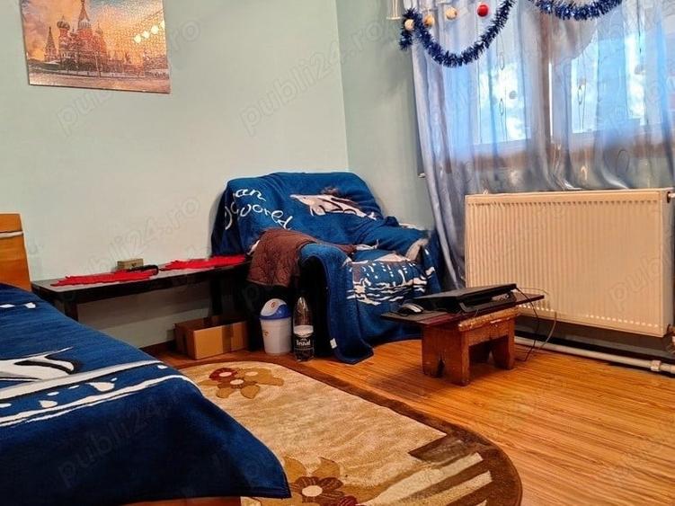 Casă cu 5 camere cu Teren 211 Mp în Brătianu
