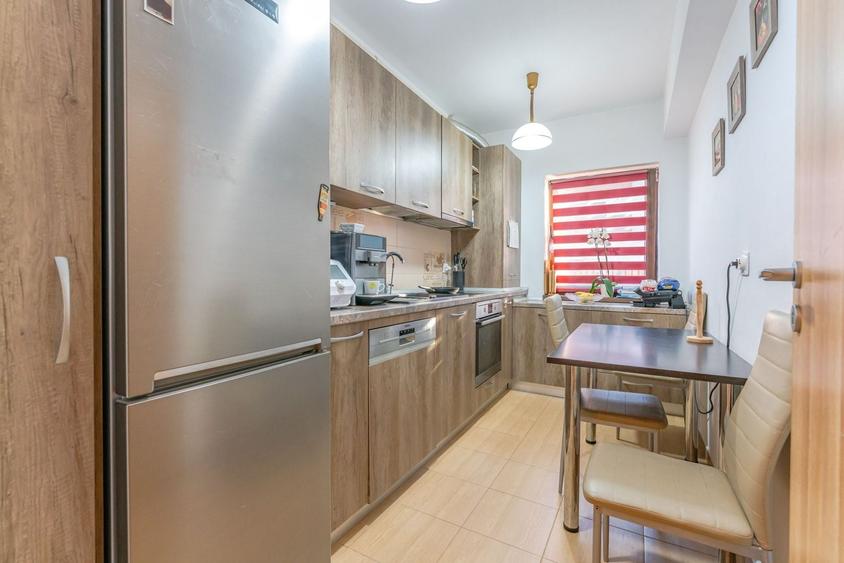 Apartament cu 3 camere decomandat, mobilat în Sânpetru