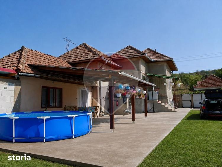 Casă cu 4 camere cu Teren 2481 Mp în Cricău