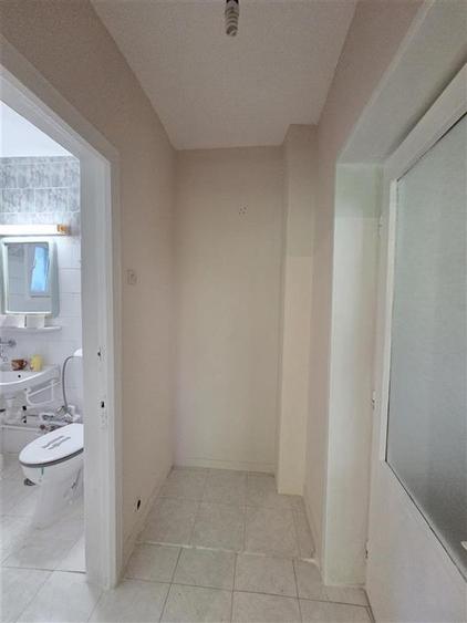 Apartament cu 2 camere semidecomandat în Tătărași