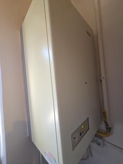 Apartament cu 2 camere semidecomandat în Tătărași