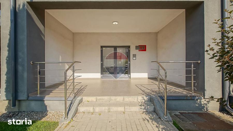 Apartament cu 3 camere în Tractorul