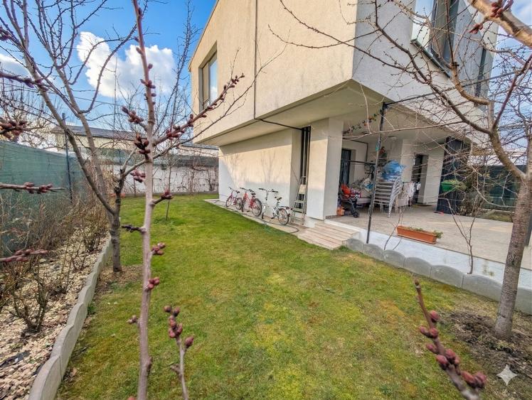 Casă individuală cu 4 camere cu Teren 233 Mp în Tunari