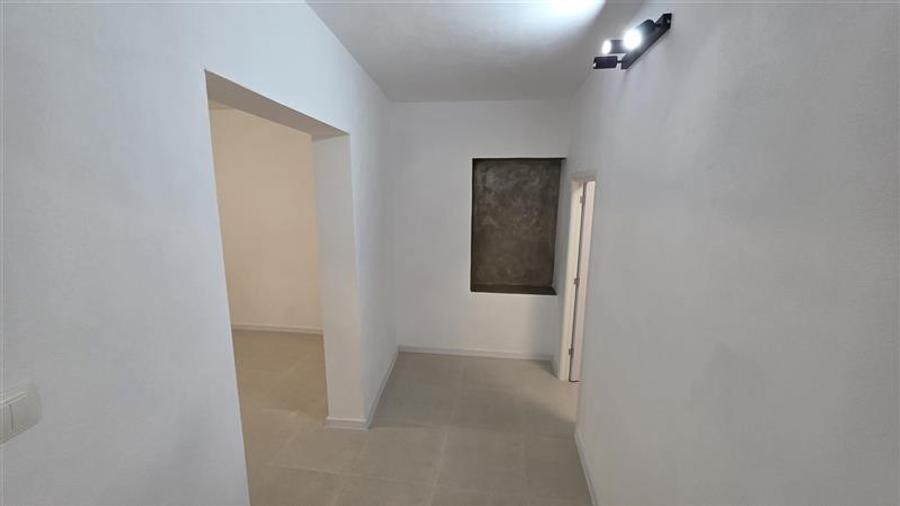 Spațiu comercial, de 130 mp, în Răcășdia
