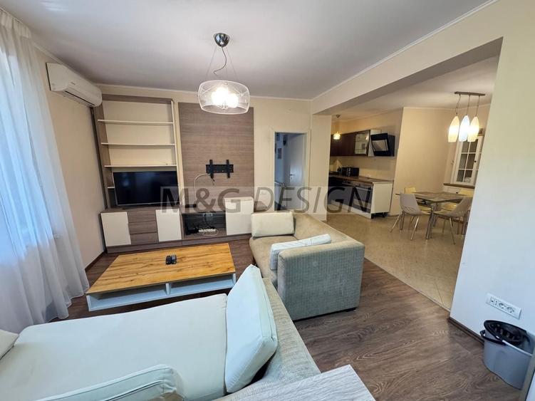 Apartament cu 3 camere în Complex Studențesc