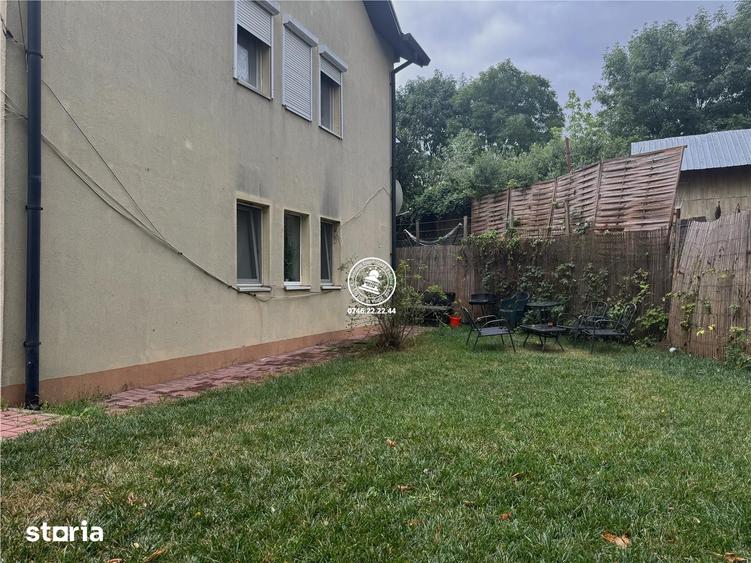 Apartament cu 3 camere, mobilat în Bucium