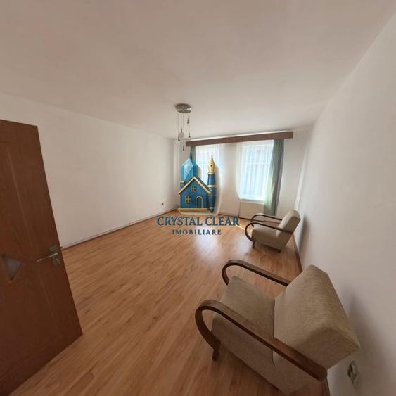 Apartament cu 2 camere decomandat în Semicentral