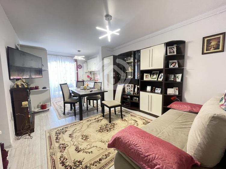 Apartament cu 2 camere decomandat, mobilat în Vest