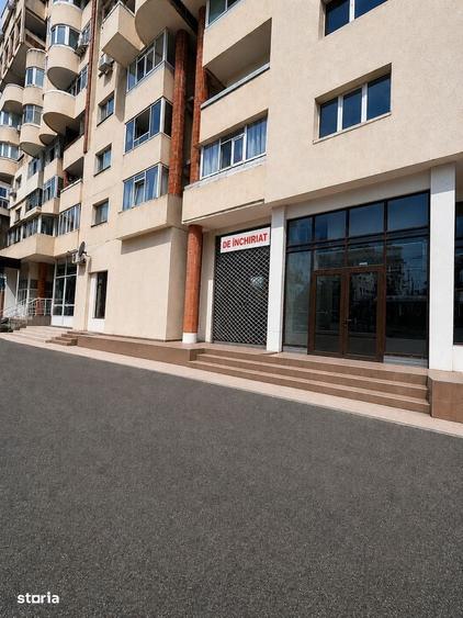 Spațiu comercial, de 100 mp, în Frații Golești