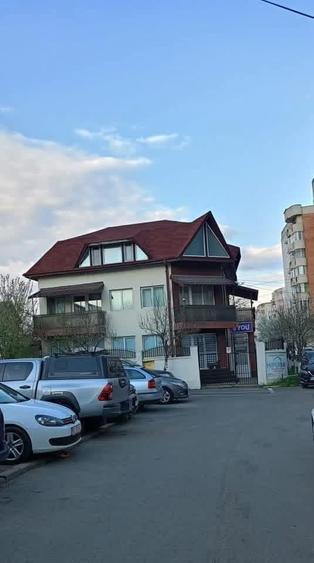 Casă cu 4 camere în Băceni