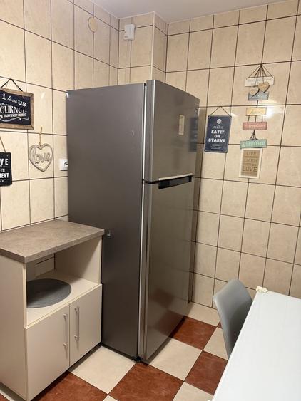 Apartament cu 3 camere în Titulescu