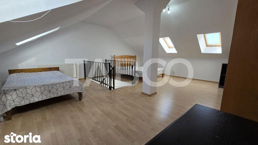 Apartament cu 3 camere decomandat, mobilat în Ștrand
