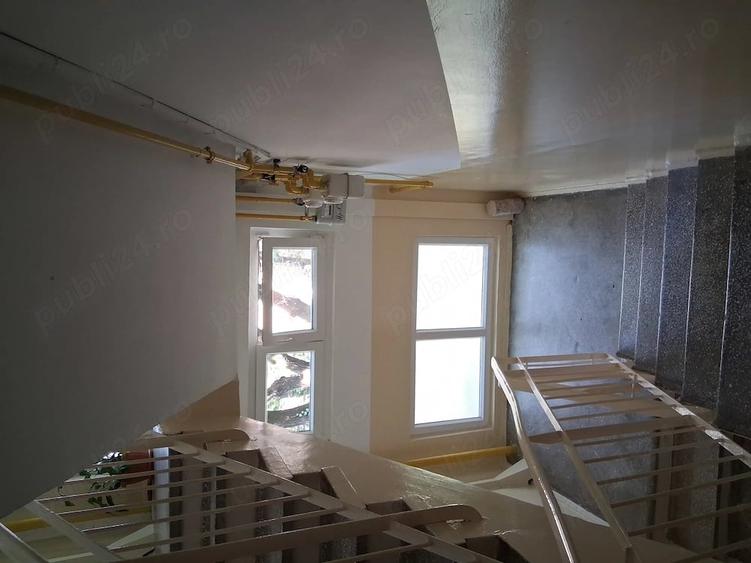 Apartament cu 3 camere semidecomandat în Dacia