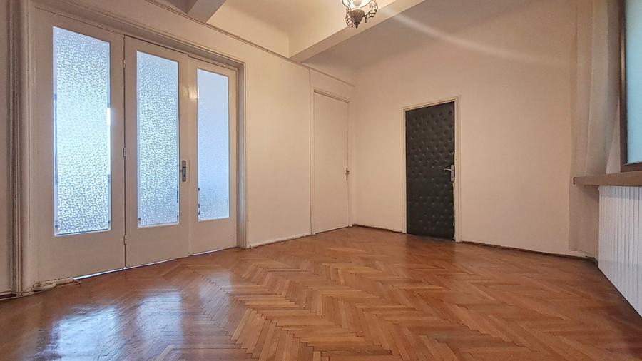 Apartament cu 2 camere decomandat, mobilat în Armeneasca