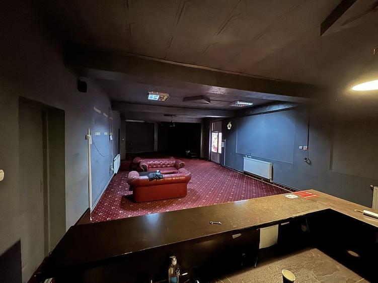 Spațiu comercial, de 100 mp, în Baia
