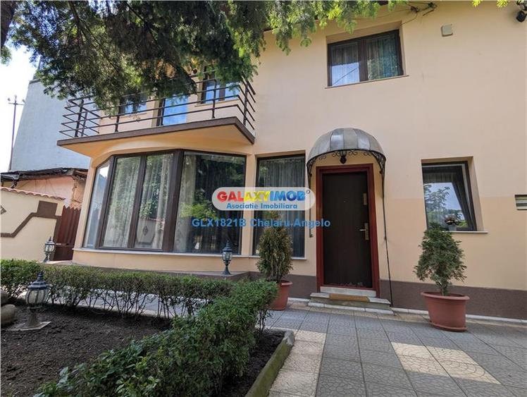 Casă cu 5 camere cu Garaj în Șoseaua Nordului
