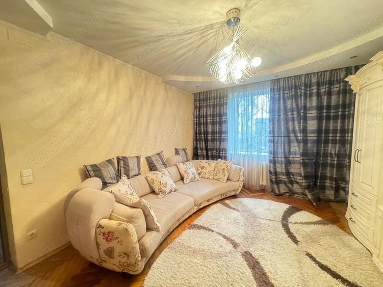 Apartament cu 2 camere decomandat în 1 Mai