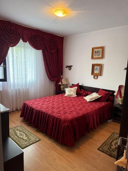 Casă cu 4 camere în Valea Lupului