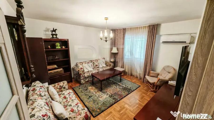 Apartament cu 3 camere decomandat în Baba Novac