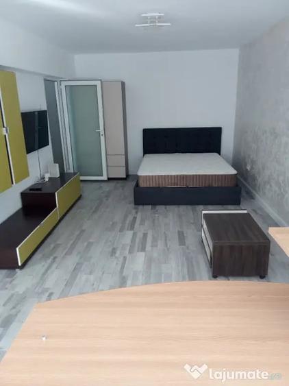 Garsonieră decomandată în Buzaului