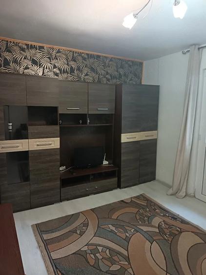 Garsonieră semidecomandată în Viziru 1