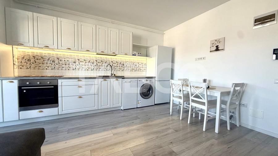 Apartament cu 2 camere semidecomandat, mobilat în Florești