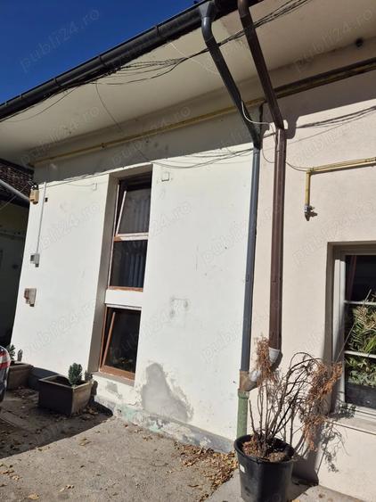 Apartament cu 2 camere decomandat în Hunedoara