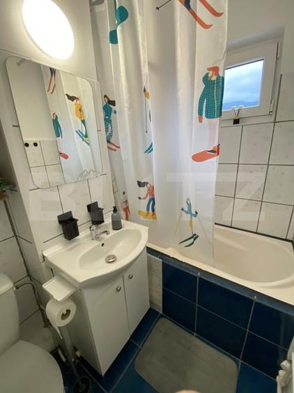 Apartament cu 2 camere semidecomandat, mobilat în Lupeni