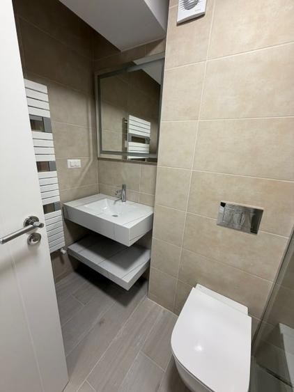 Apartament cu 2 camere decomandat, mobilat în Gara