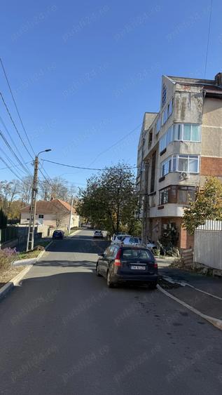 Garsonieră decomandată în Central