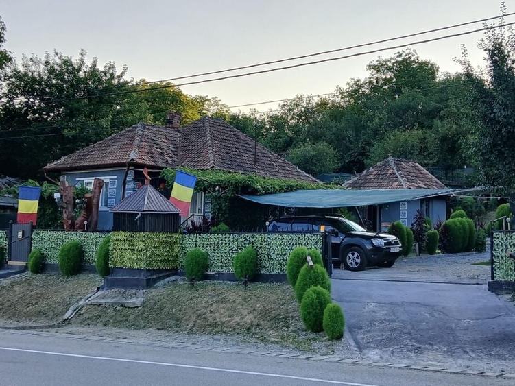 Casă cu 2 camere în Central