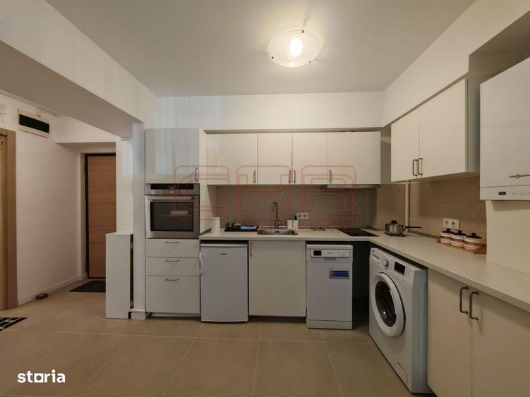 Apartament cu 2 camere decomandat în Politehnica