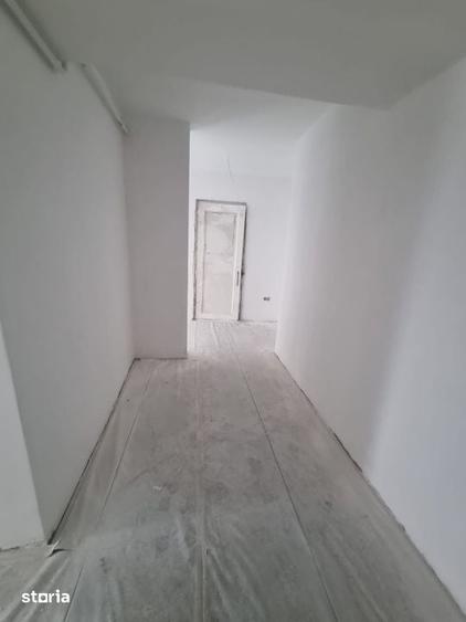 Apartament cu 3 camere în George Enescu