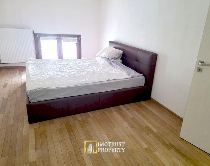 Apartament cu 5 camere decomandat în Ultracentral