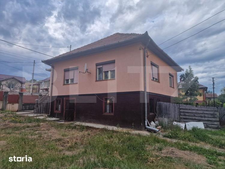 Casă cu 4 camere cu Teren 5300 Mp în Sava