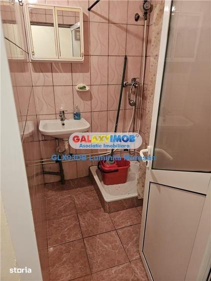 Garsonieră în Micro 12