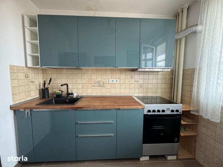 Apartament cu 2 camere semidecomandat în 1 Mai