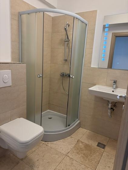 Penthouse cu 4 camere semidecomandat, mobilat în Pipera