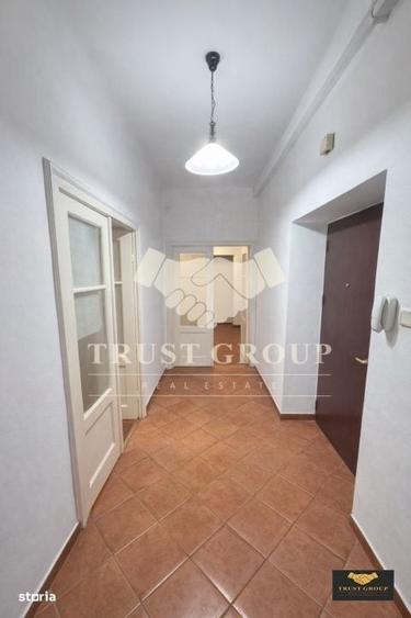 Apartament cu 2 camere decomandat în Domenii